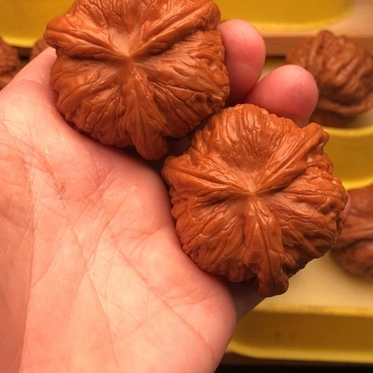 文玩核桃吊坠未**名核桃