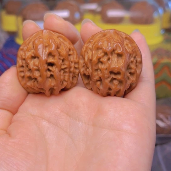 吊坠文玩核桃苹果园