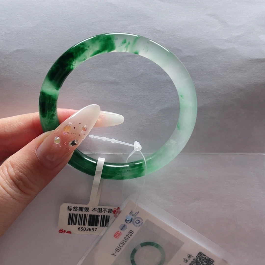 石英质玉手镯未镶嵌九九55.2