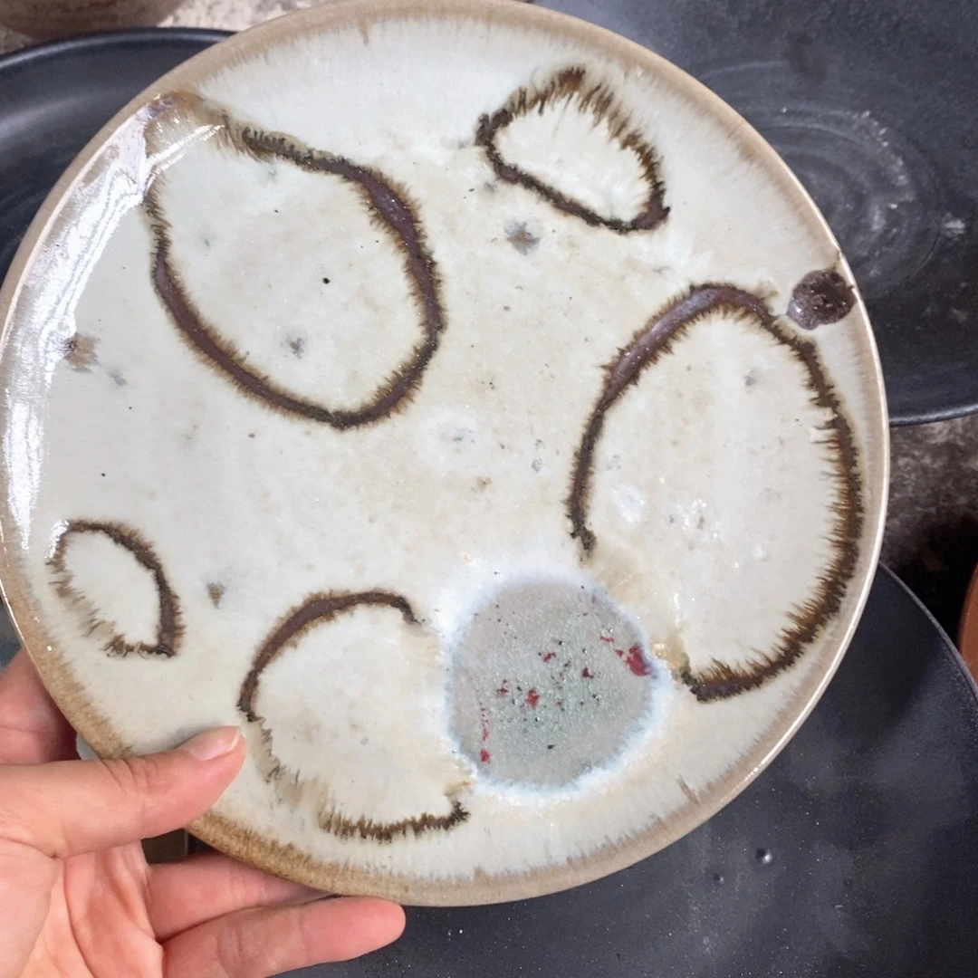 兔***啦釉绘釉绘柴烧盘子