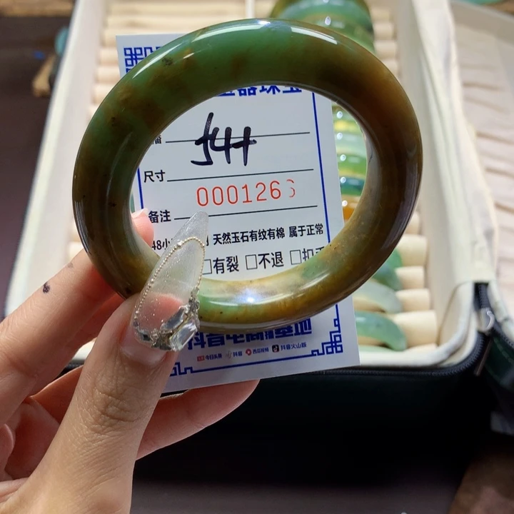未镶嵌蛇纹石玉手镯