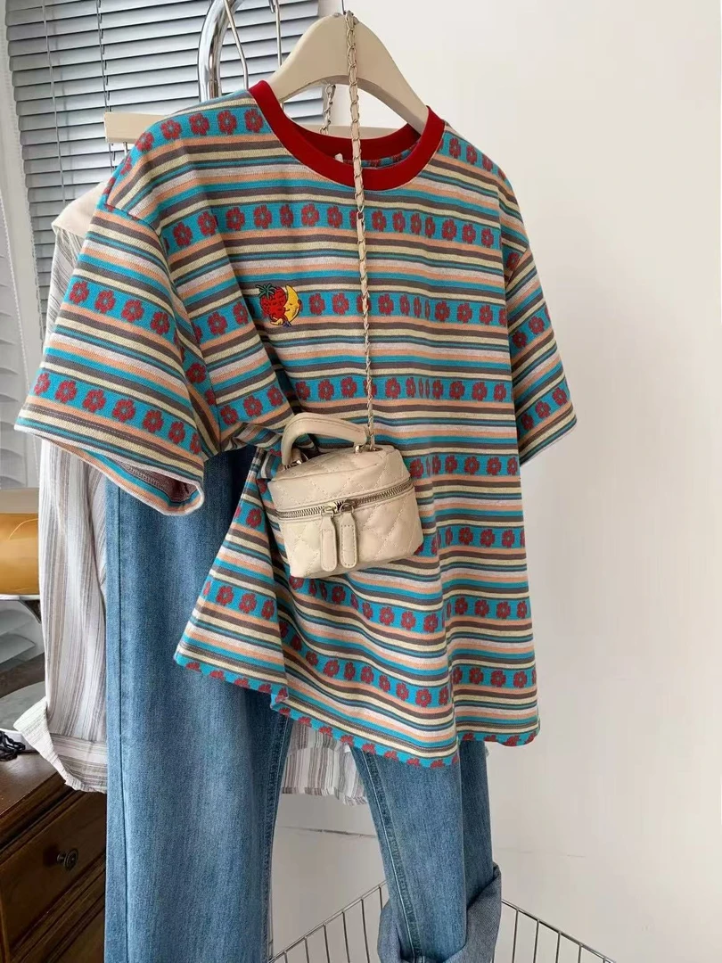 0133-C-大码彩虹条纹大码刺绣大码时尚百搭半袖衫