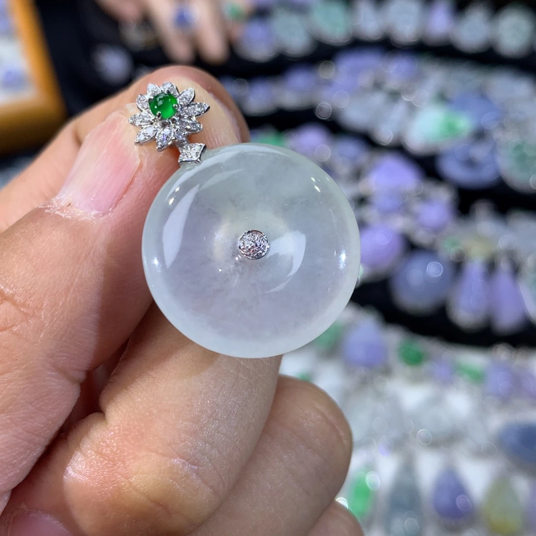 翡翠18K金镶嵌吊坠(不含链)