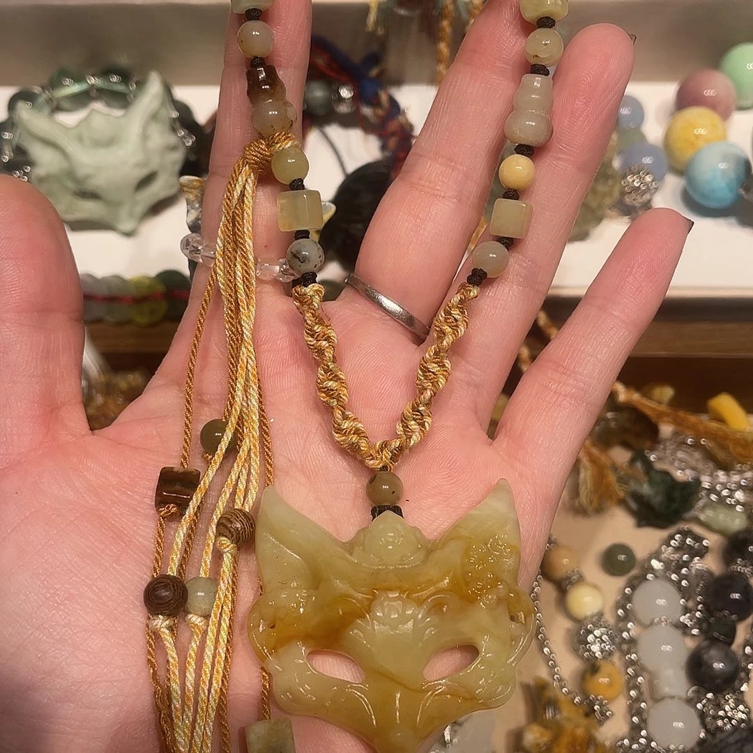 蛇纹石玉合金颈饰