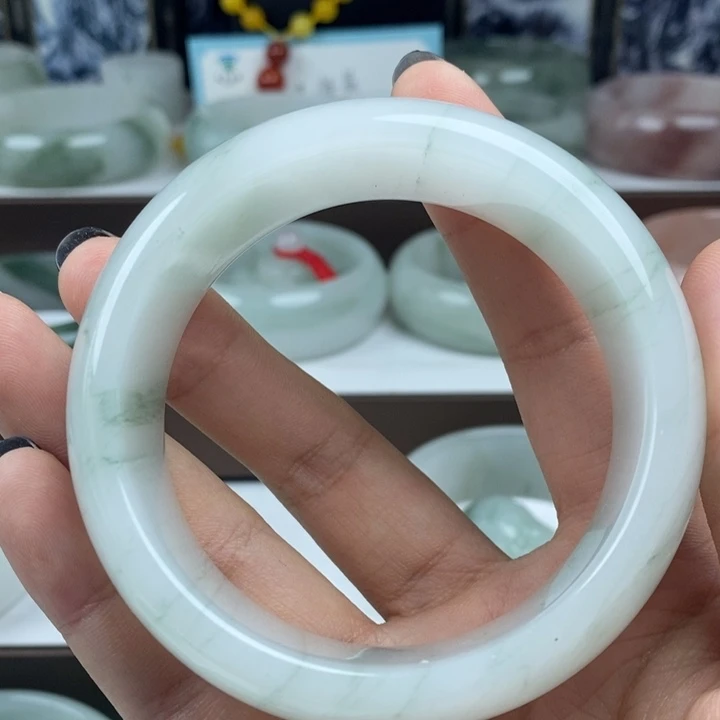 石英质玉（金丝玉）未镶嵌手镯