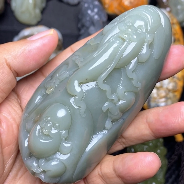 颈饰未镶嵌和田玉