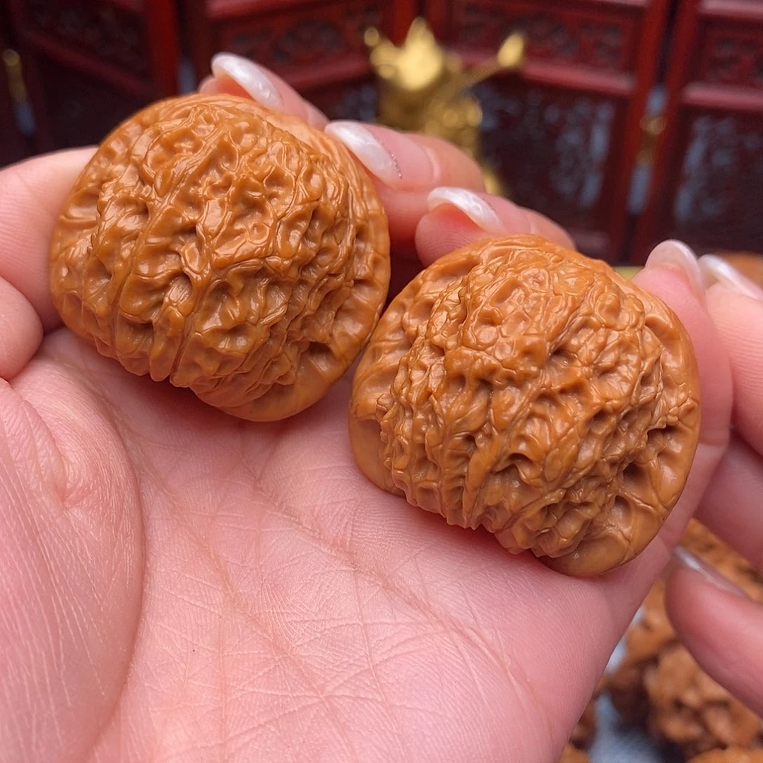 文玩核桃把件毕业血麒麟37全品