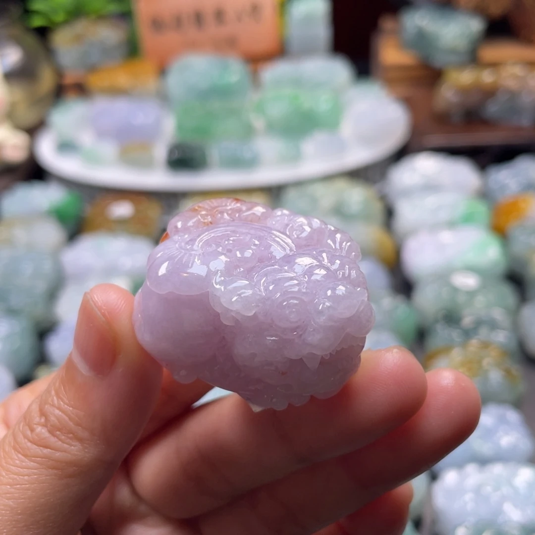 颈饰未镶嵌翡翠貔貅
