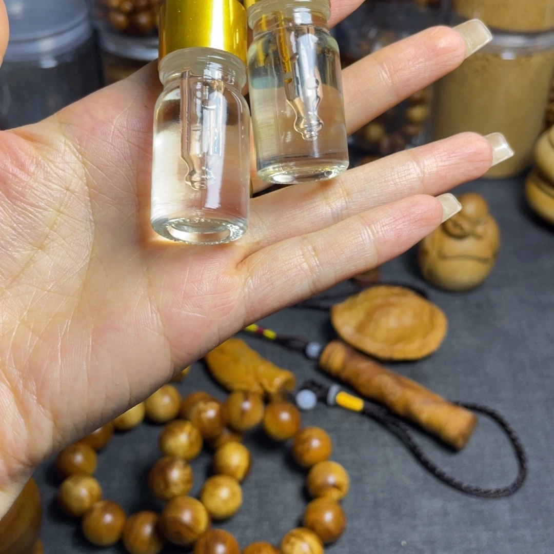 柏木（崖柏）崖柏精油一瓶