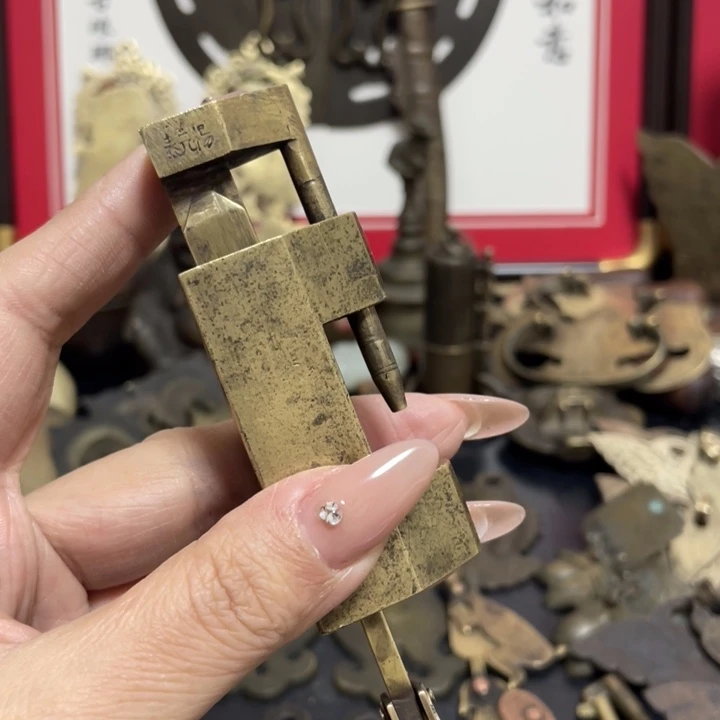 建***忠精品铜锁精品铜锁