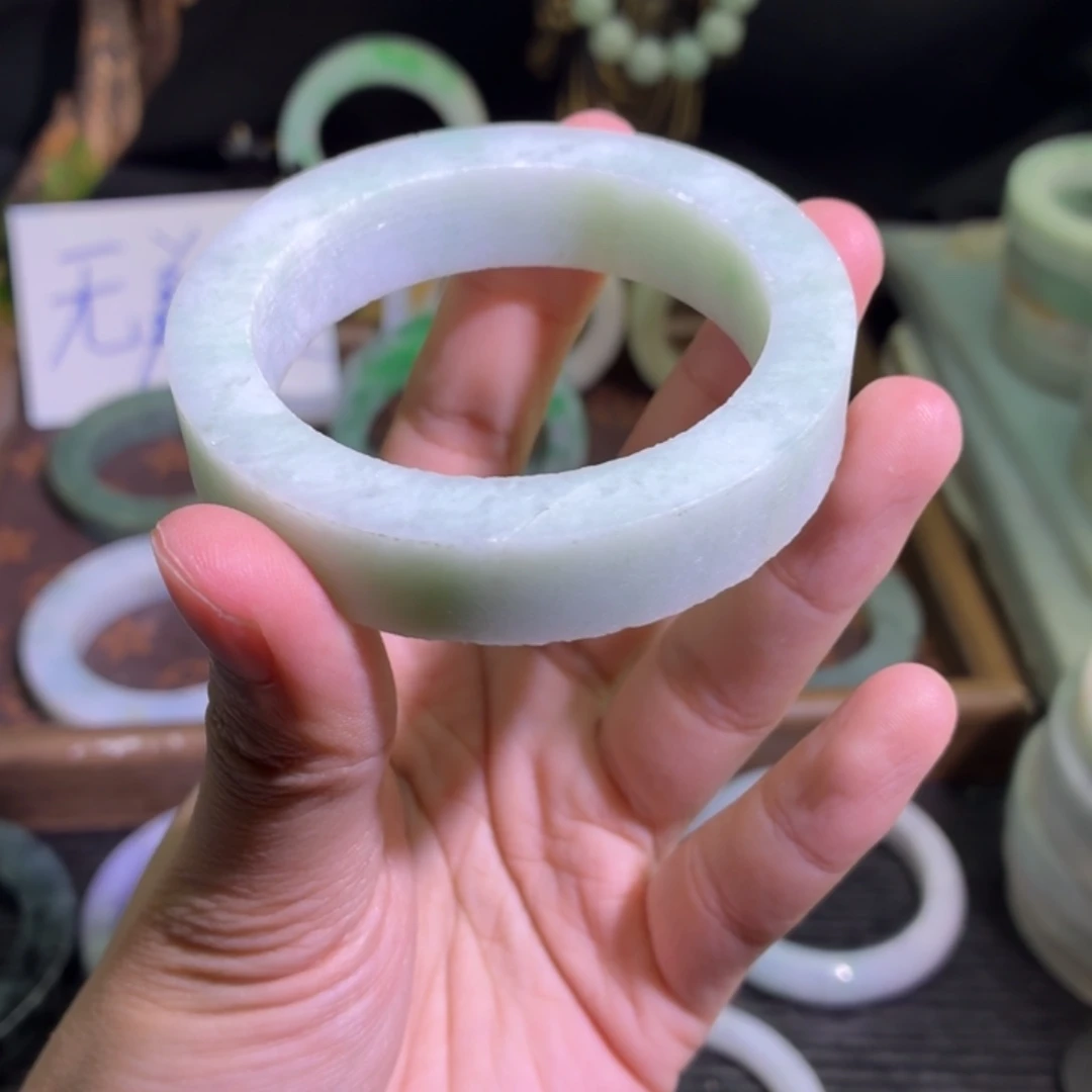 定制翡翠未镶嵌翡翠A货毛胚手镯定制