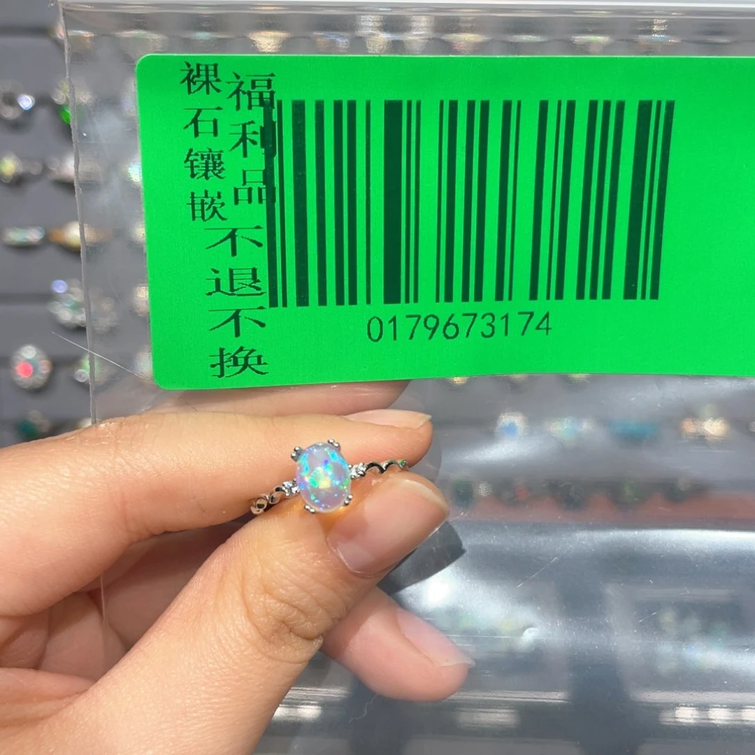欧泊欧泊戒指银S925镶嵌R***?
