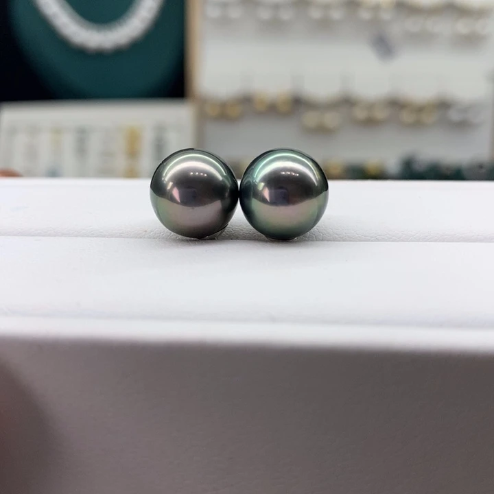 18K金镶嵌海水珍珠耳饰大溪地10-11m m