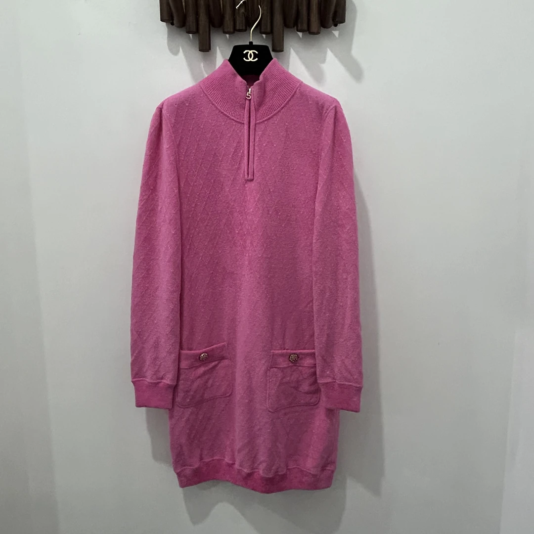 99新 Chanel/香奈儿 粉色 羊毛连衣裙38码