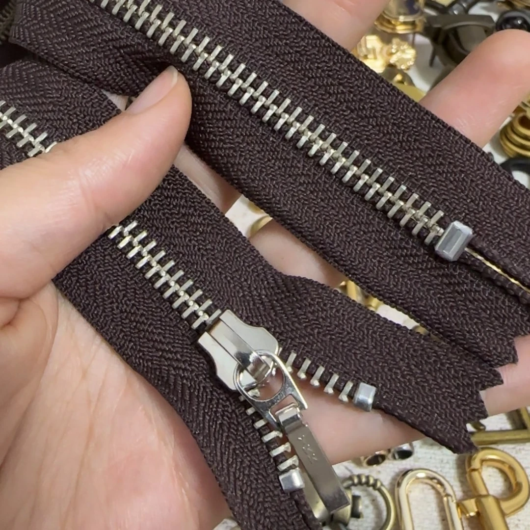 40长拉链10元4根.