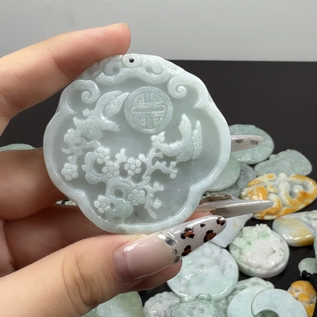 翡翠未镶嵌耳饰翡翠