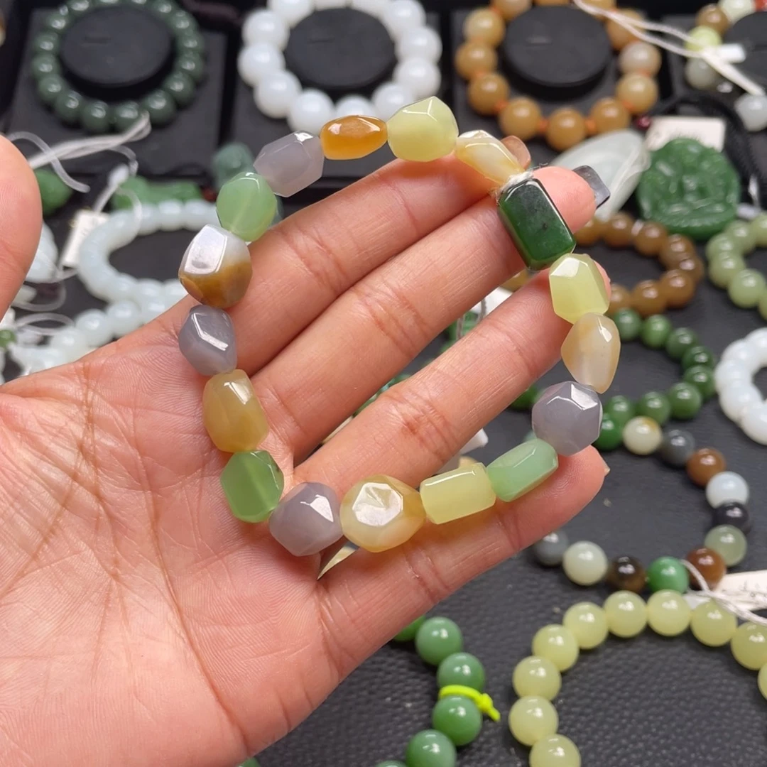 和田玉未镶嵌手链