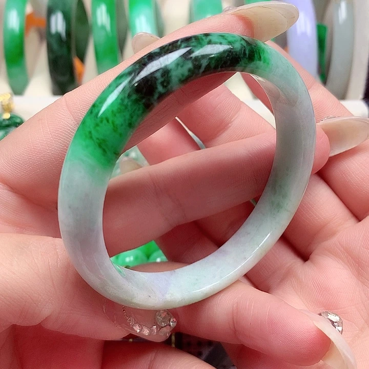 翡翠未镶嵌手镯翡翠手镯