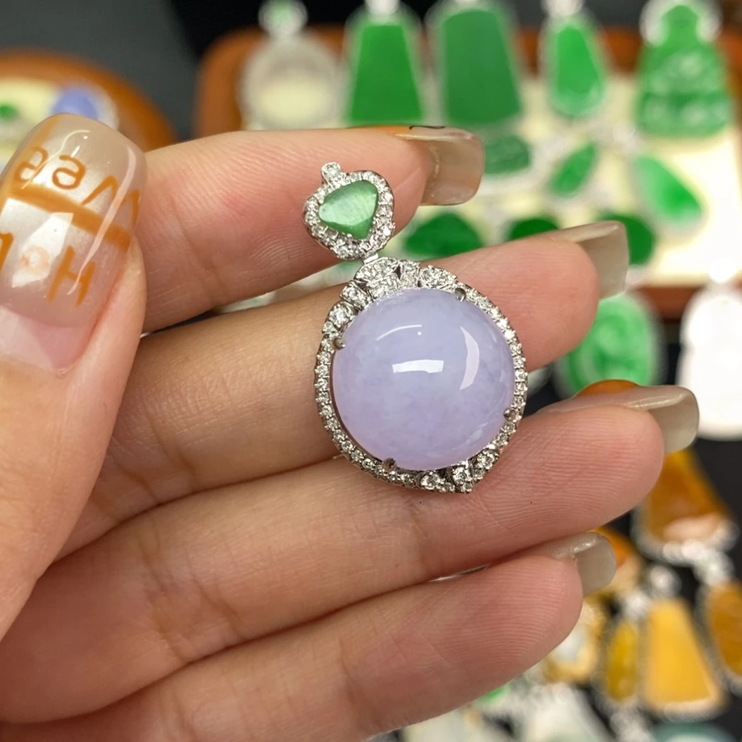 翡翠18K金镶嵌颈饰A货翡翠