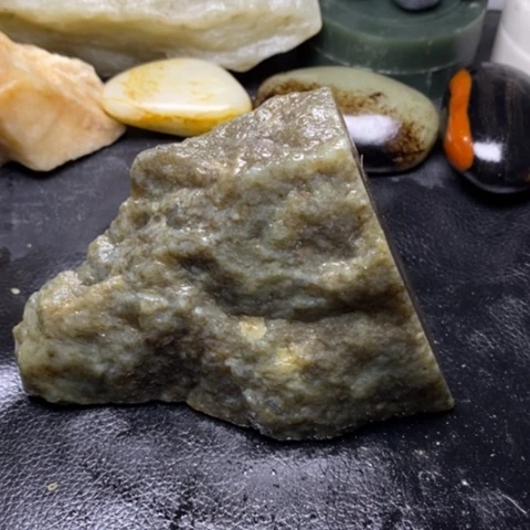 和田玉珠宝奇石未镶嵌