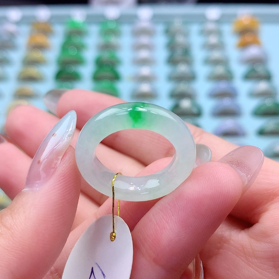 未镶嵌戒指翡翠12圈