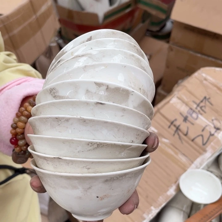 摆件陶瓷盘子碗啥都便宜