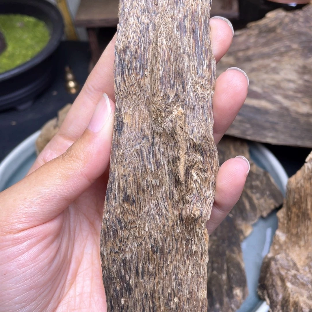 6.3克海南大山奇楠泡