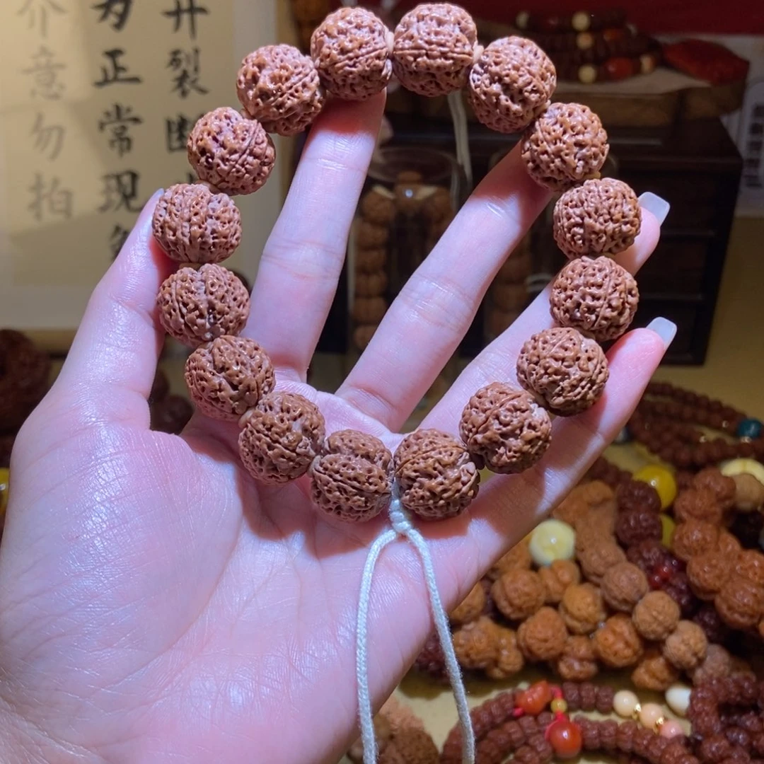 金刚菩提吊坠小*。185原子白绳一物