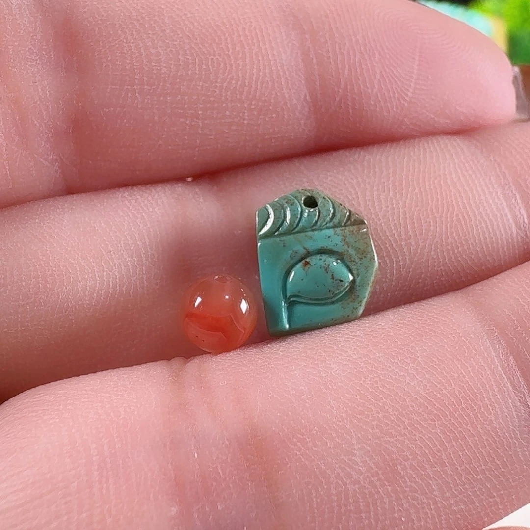 南红玛瑙未镶嵌颈饰