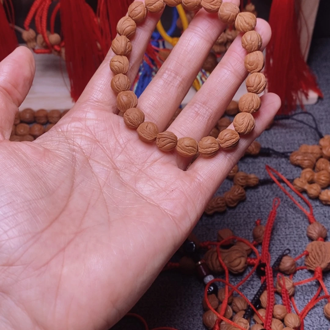 桃核吊坠桃枭手串