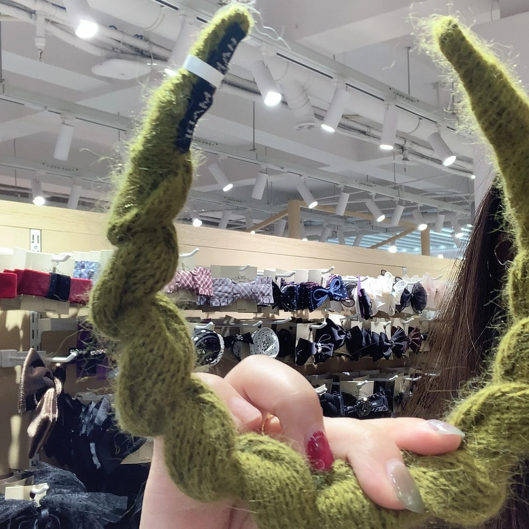 布艺非金属咸菜绿毛线发箍