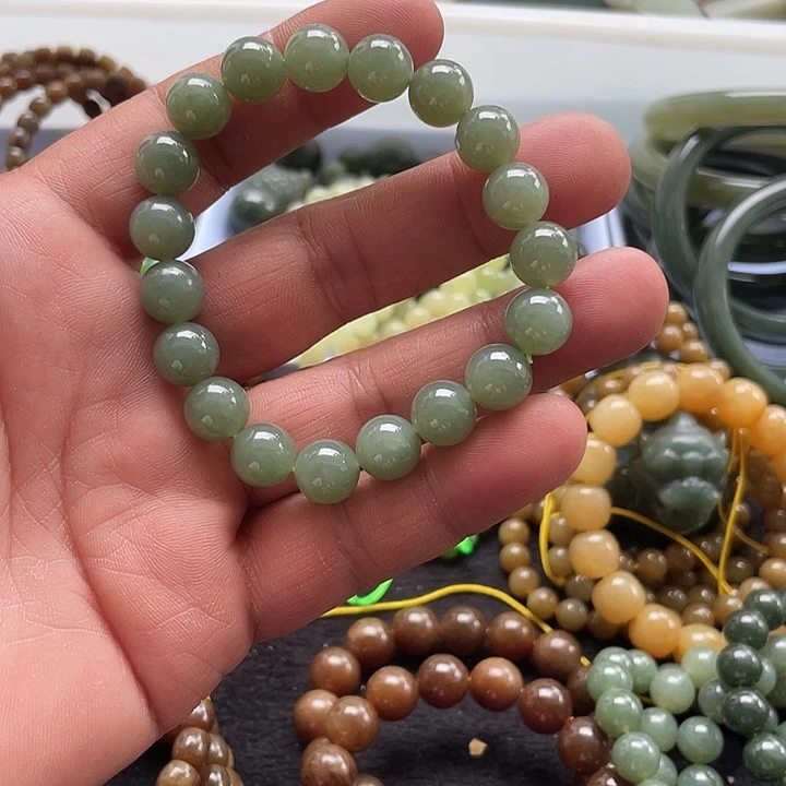 西***子和田玉（糖玉）未镶嵌珠宝半成品