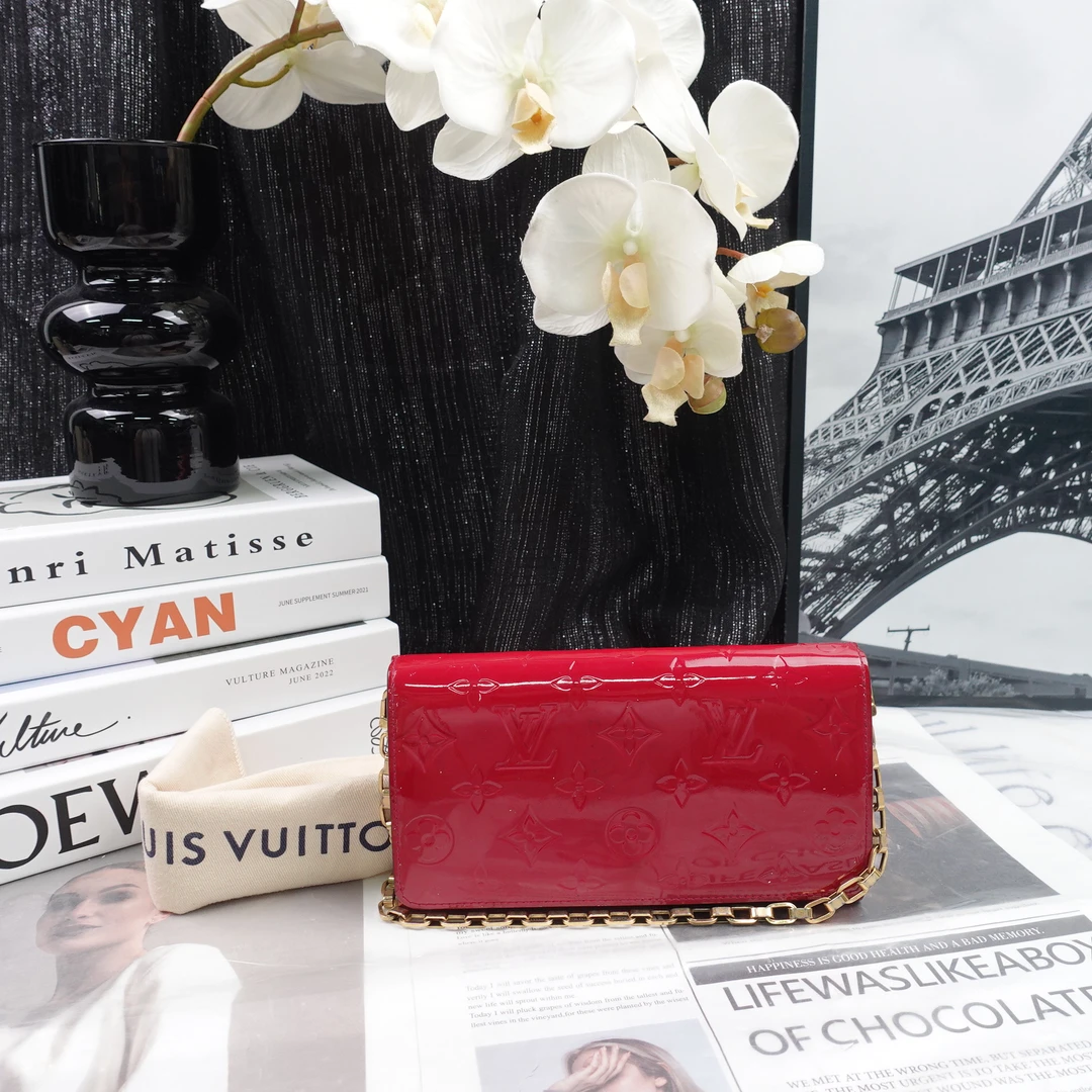 95新 LouisVuitton/路易威登 单肩包/T10224351