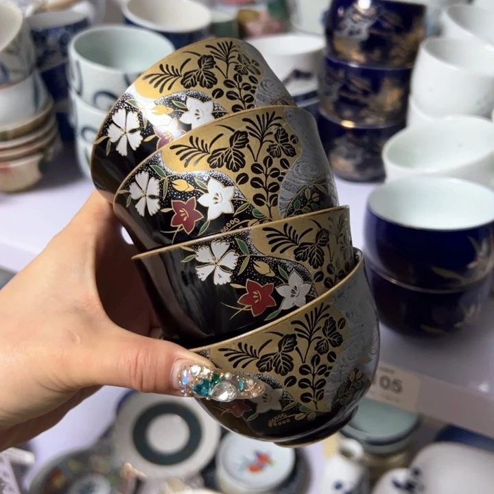 盖碗瓷器直播放漏中