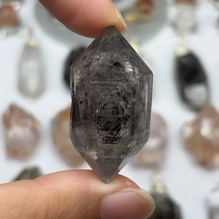 颈饰未镶嵌水晶水胆闪灵钻40mm+
