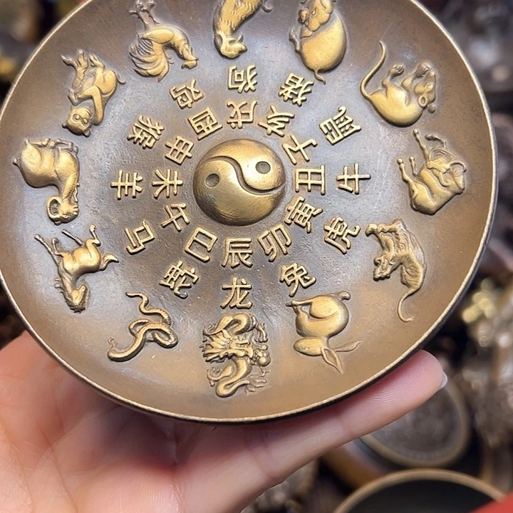 铜器摆件老王直播间