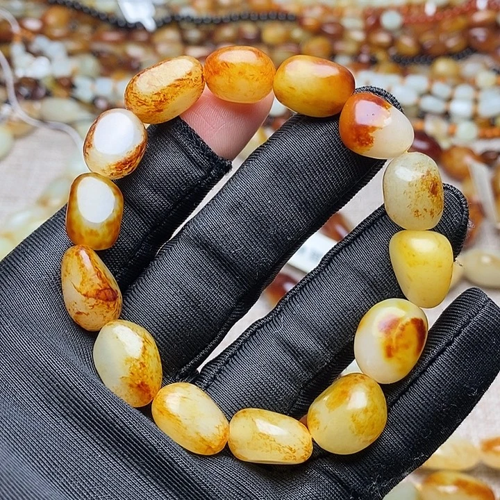 和田玉未镶嵌手链