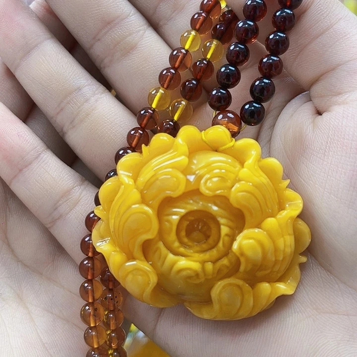 琥珀未镶嵌颈饰吊坠