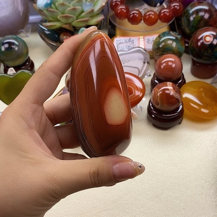 未镶嵌玛瑙/玉髓珠宝奇石