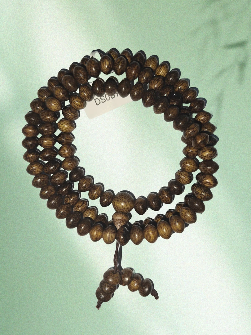 增香沉香木牙城白其留疤高端时尚手串8mm*108颗