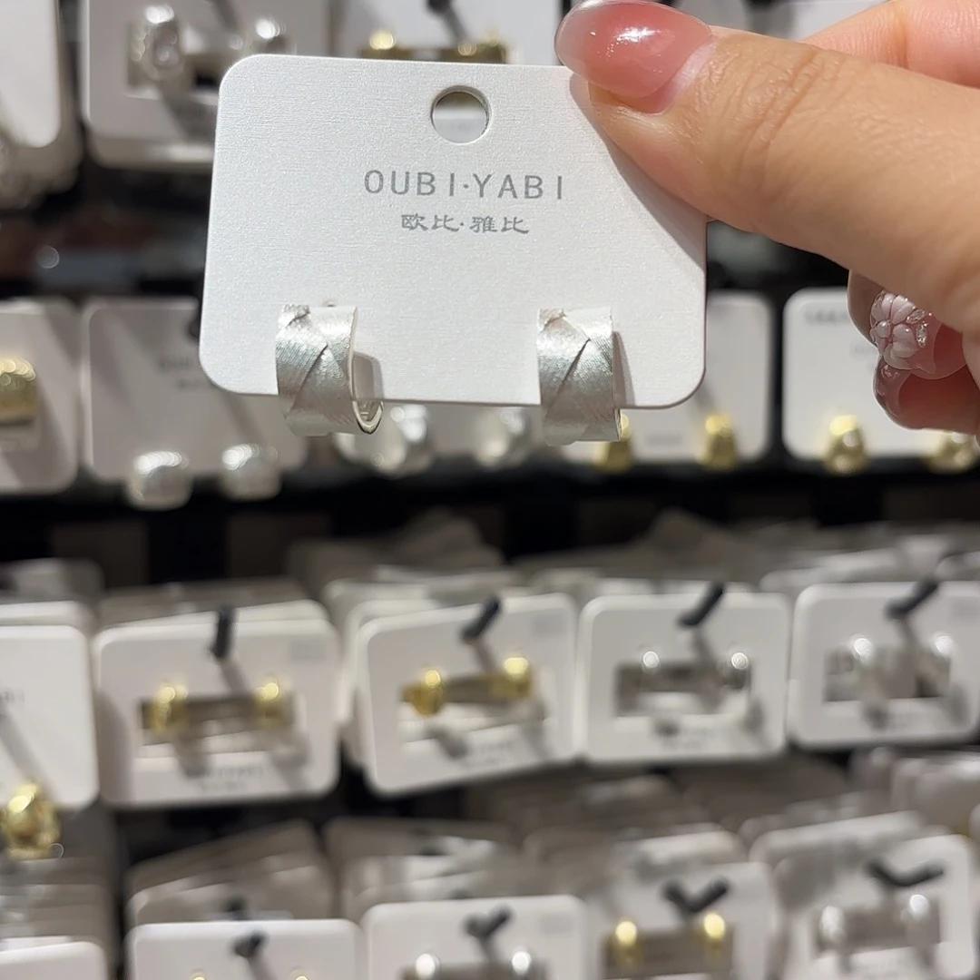 铜合金树脂锆石扣