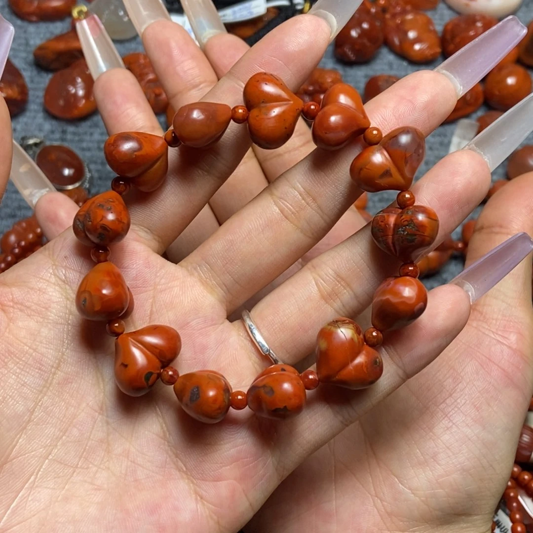 甸***甸手串未镶嵌南红玛瑙