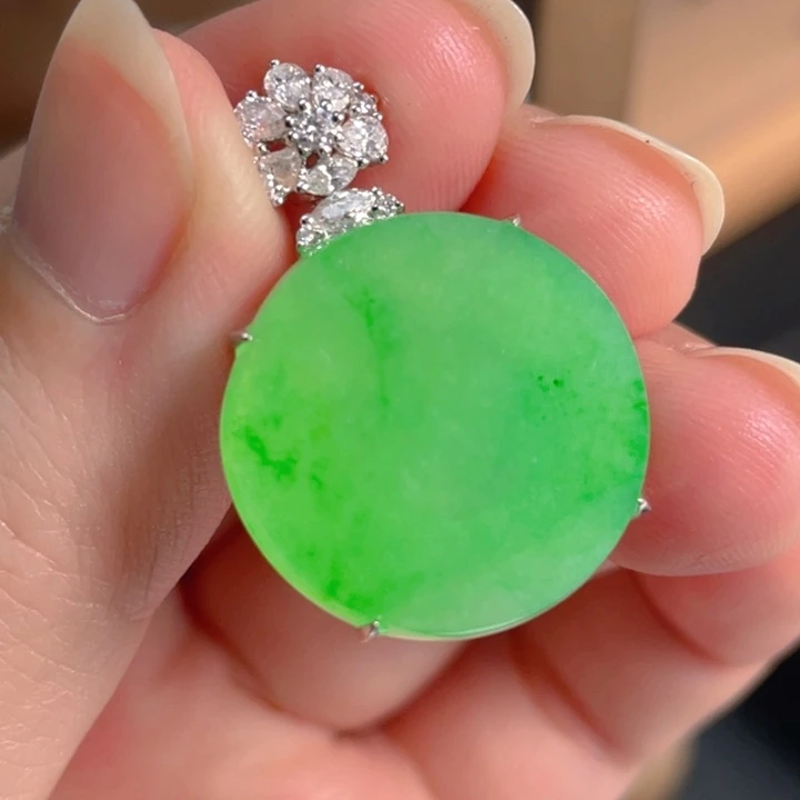 翡翠18K金镶嵌吊坠(不含链)