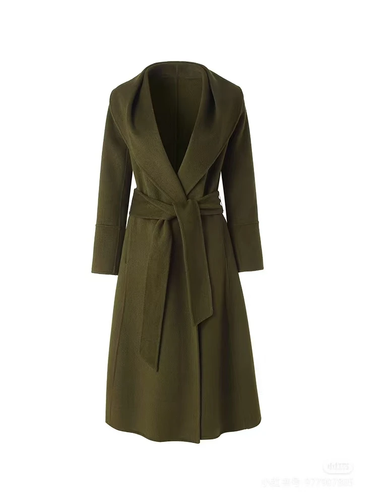 晓佳佳女装服饰风衣