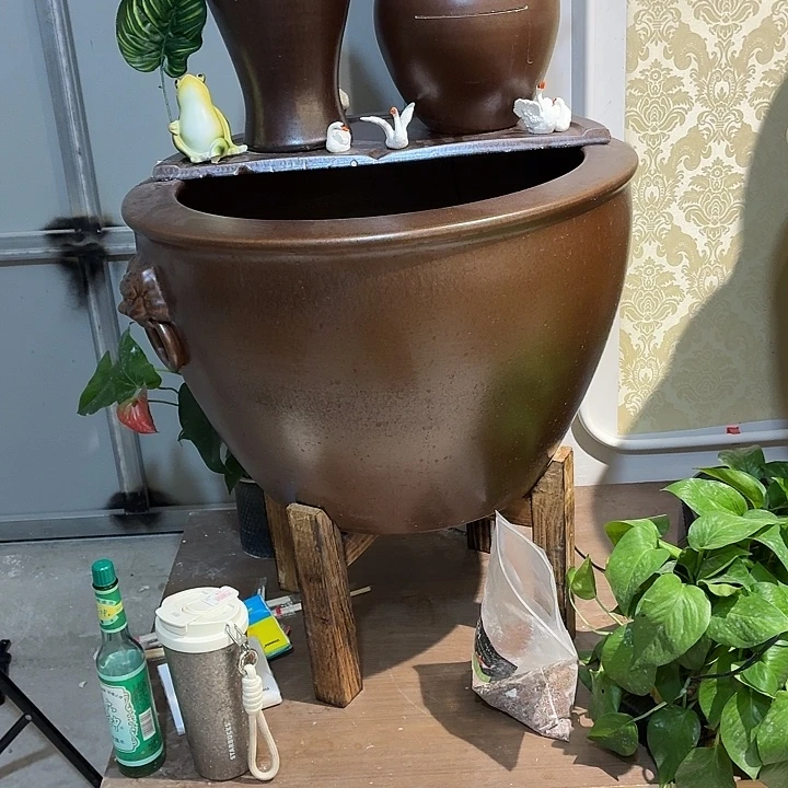 风***起景德镇陶瓷鱼缸50口流水摆件一