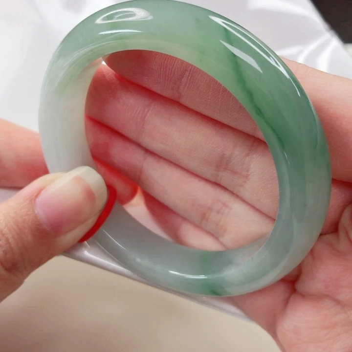 翡翠未镶嵌手镯53.8圈x601