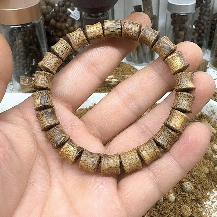 沉香碎屑沉香单圈随型08mm