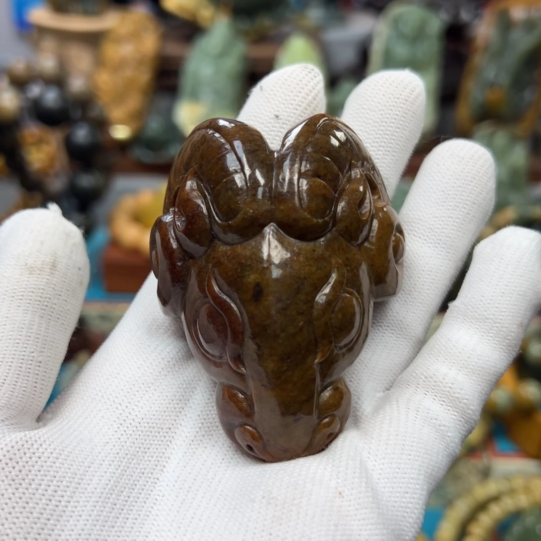 岫岩河磨玉（透闪石质玉）未镶嵌把件