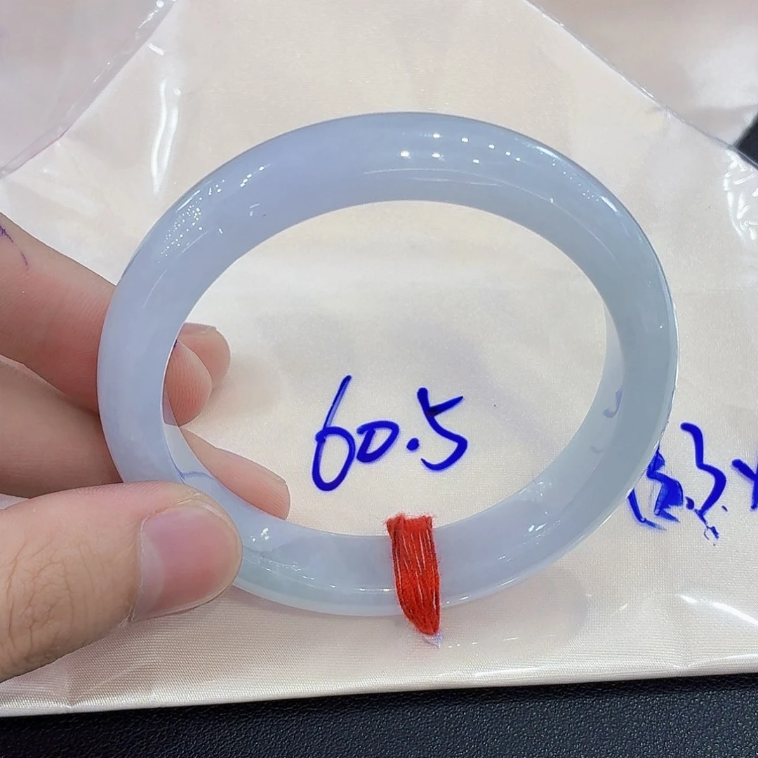 未镶嵌手镯翡翠一****晶翡翠手镯
