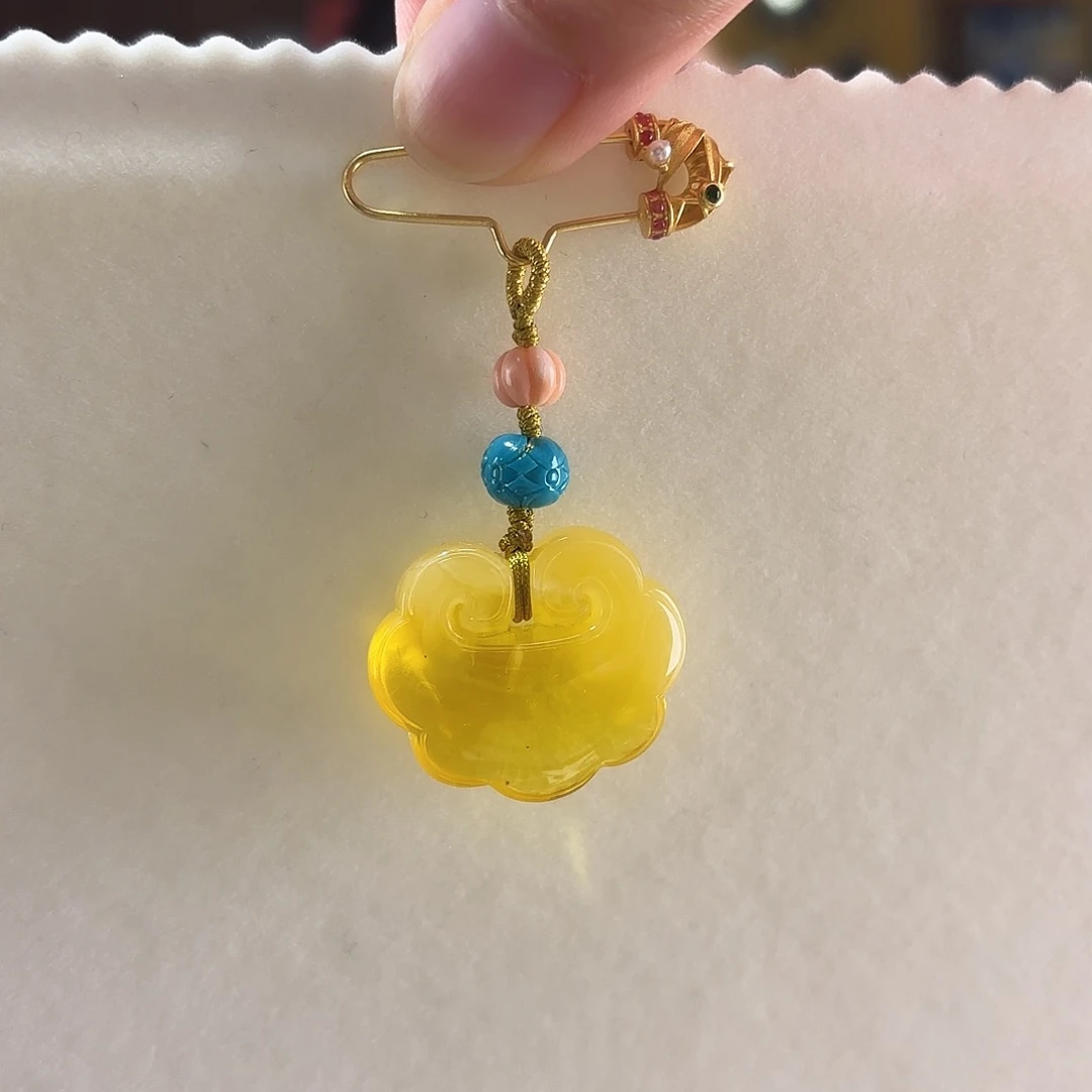 蜜蜡未镶嵌颈饰蜜蜡如意胸针